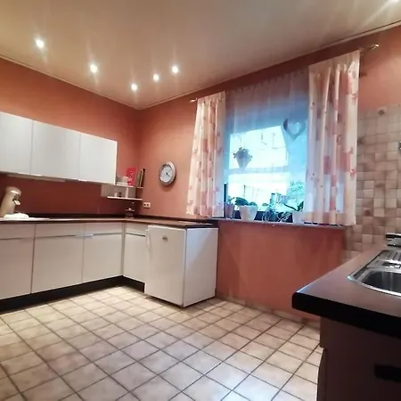 Apartment Unterm Wald - Pool + Garten + Panorama