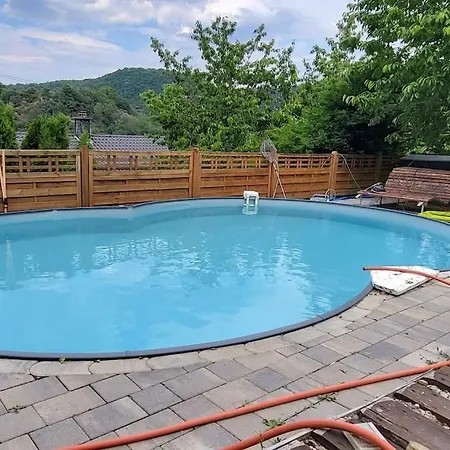 Unterm Wald - Pool + Garten + Panorama